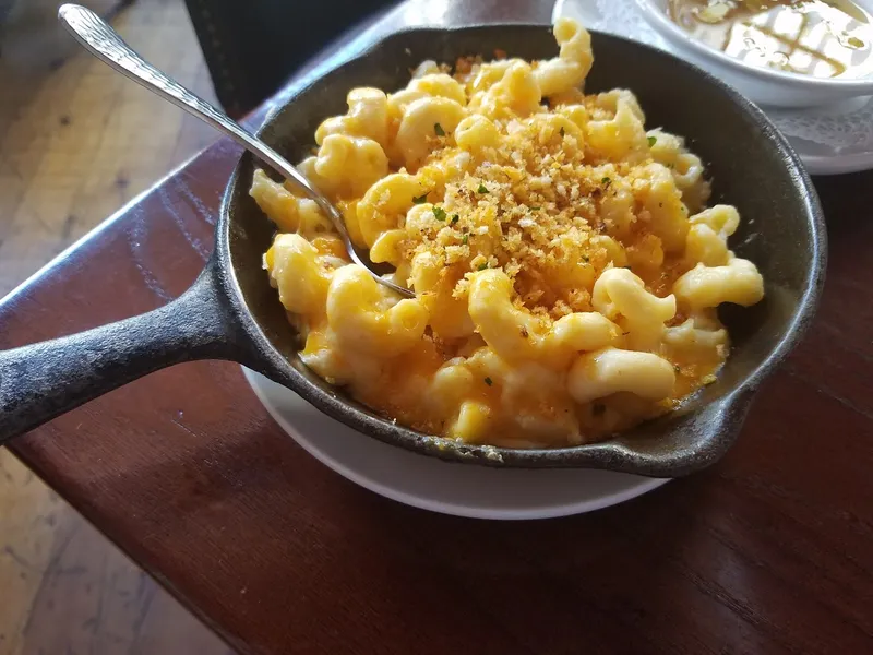 Mac and Cheese Chicago Q