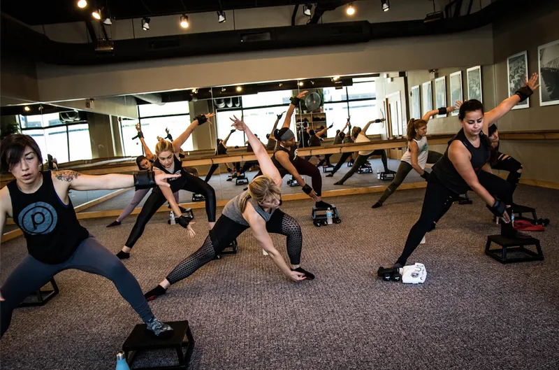 workout classes Pure Barre in Lake View