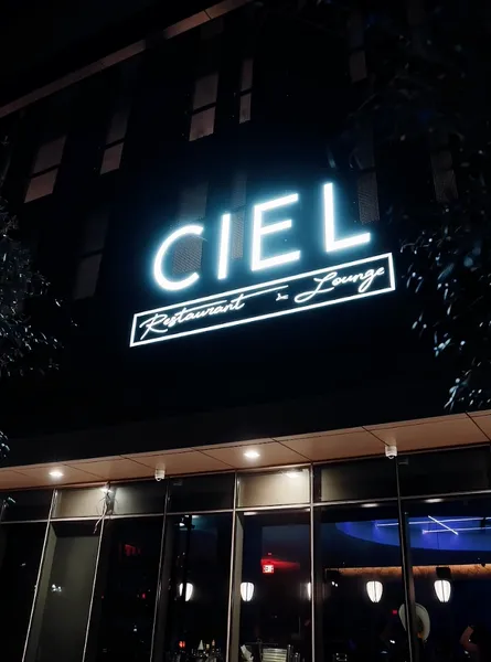 CIEL Restaurant & Lounge