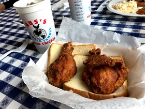 chicken sandwiches in Houston