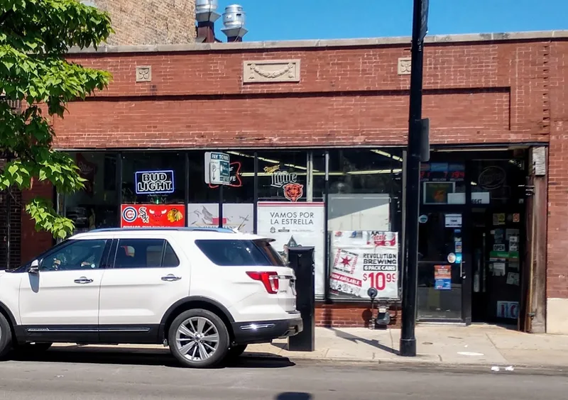 grocery stores Clark Supermarket in Rogers Park