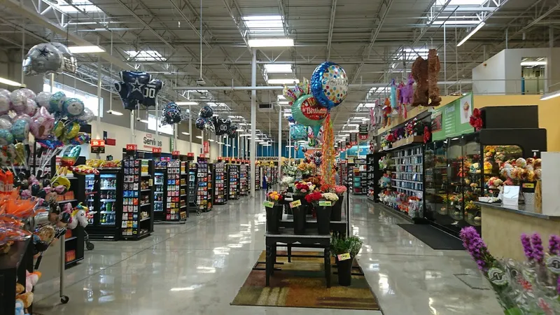 grocery stores H-E-B