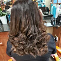 Top 10 hair salons in Belmont Heights Chicago