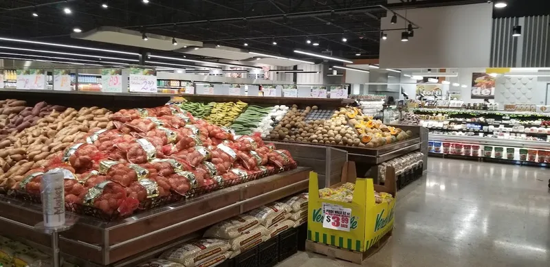 grocery stores Farmers Best Market