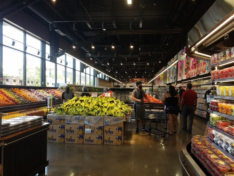 grocery stores Cermak Fresh Market