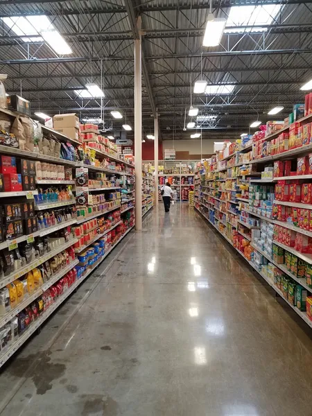 grocery stores H-E-B