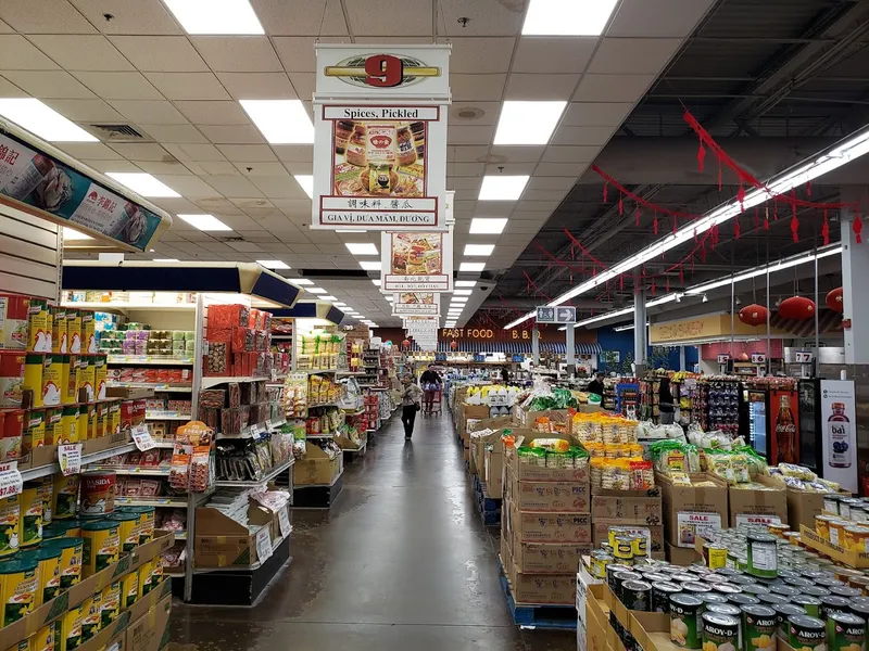 grocery stores Viet Hoa International Foods