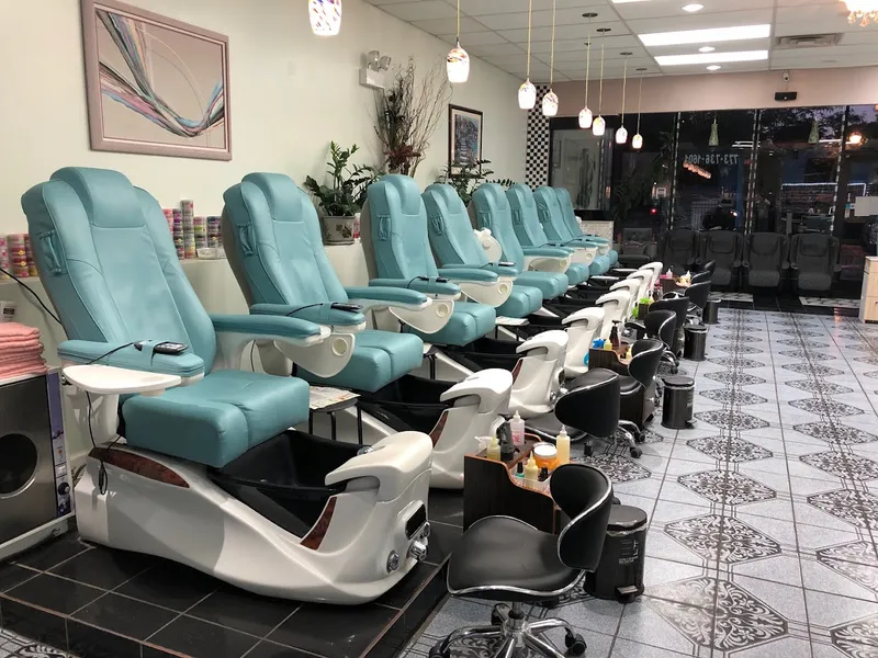 nail salons Sunday Nail Spa Chicago /hong