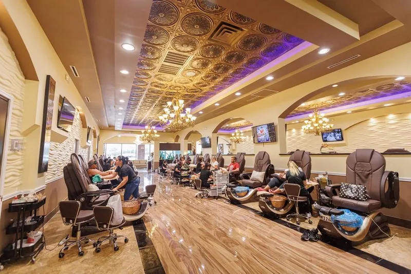 nail salons Palazzio Nail Lounge River Oaks