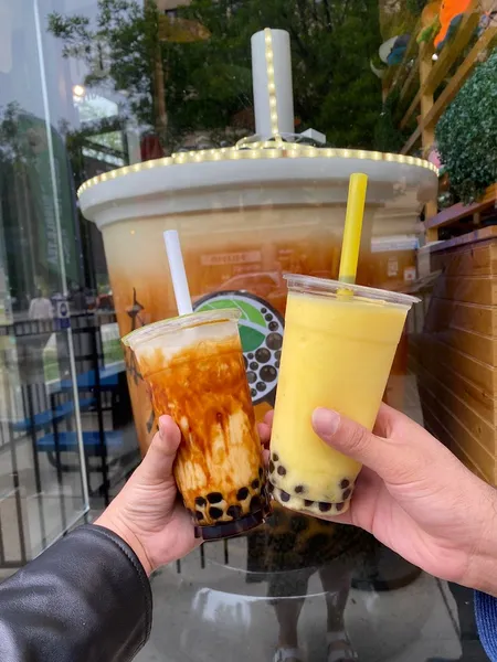 bubble tea Taichi Bubble Tea, Ramen and Poke Bowl - Rogers Park