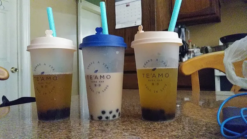 bubble tea TE'AMO Boba Bar