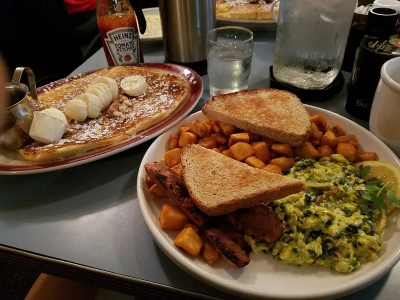 egg sandwich Barnaby's Cafe