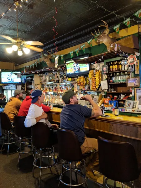 Beer Bars Frank and Mary's Tavern in Avondale