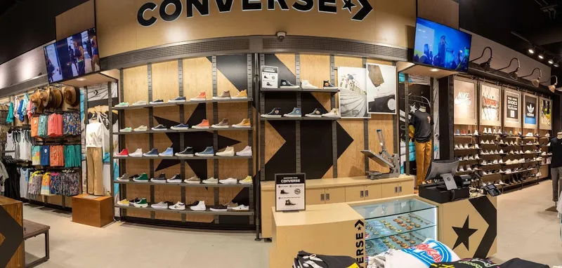 mens shoe stores Tillys