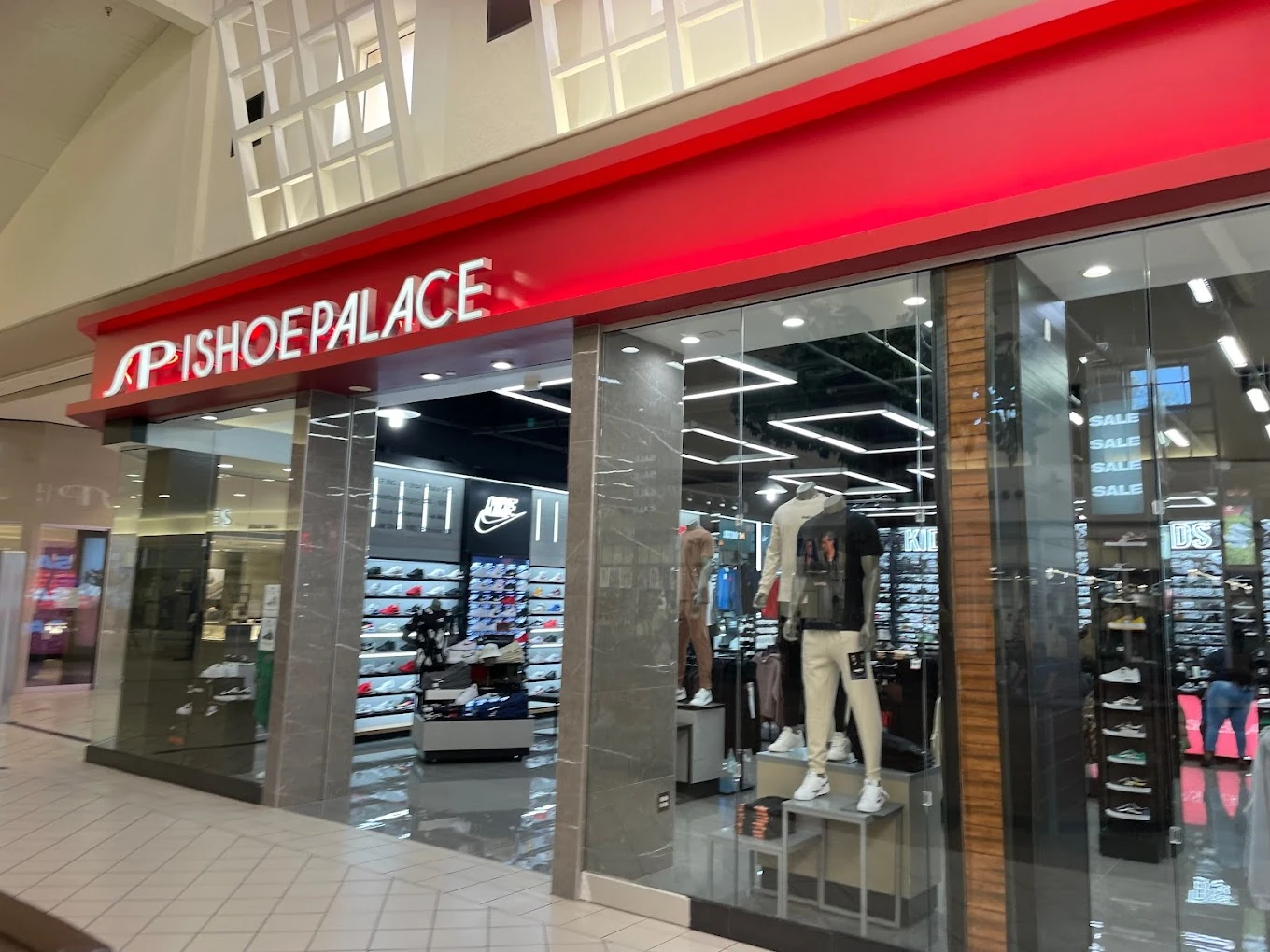 mens shoe stores