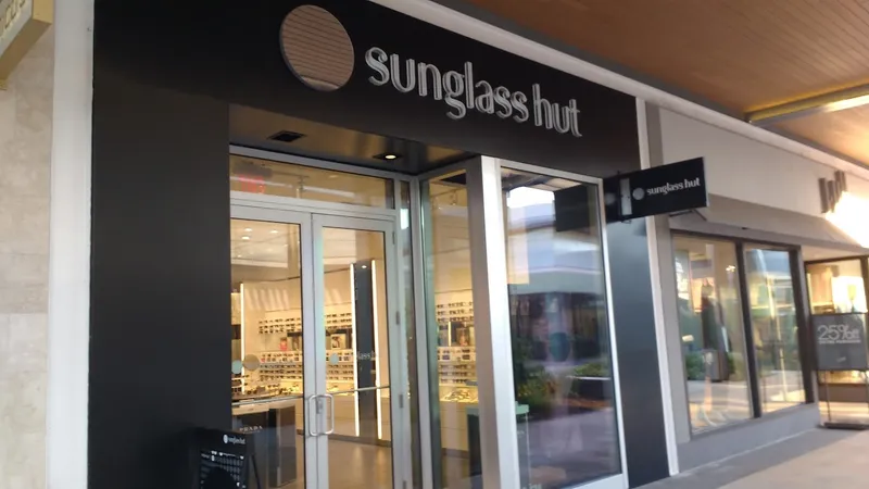 sunglasses stores Sunglass Hut