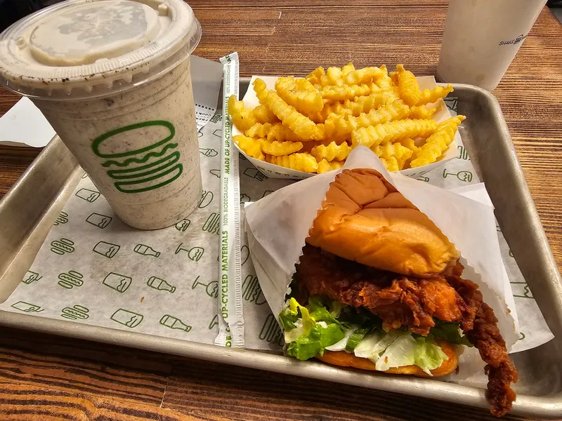 chicken sandwiches Shake Shack Downtown Houston