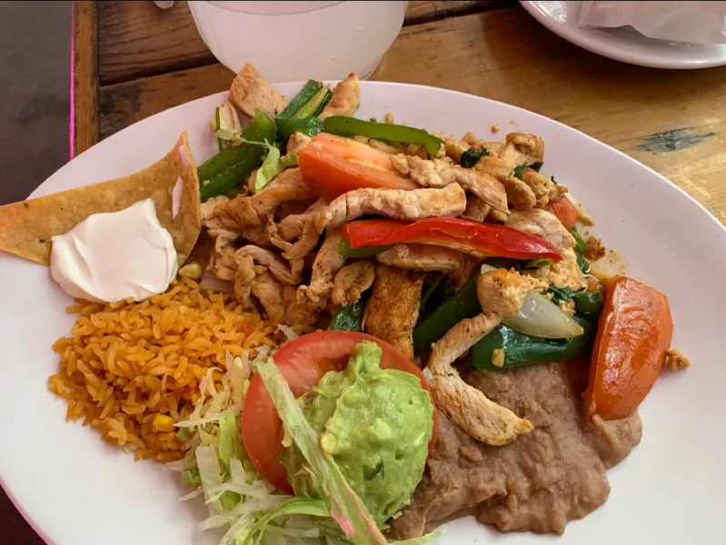 chicken fajitas Tzuco