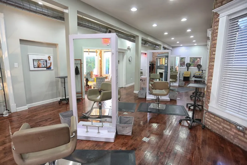 hair salons Huetiful Salon