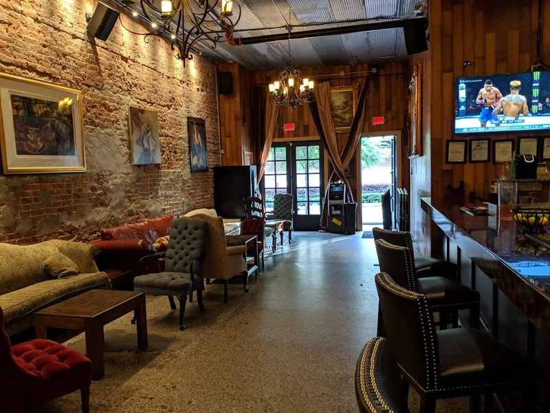 Best of 22 themed bars in Downtown Houston Houston