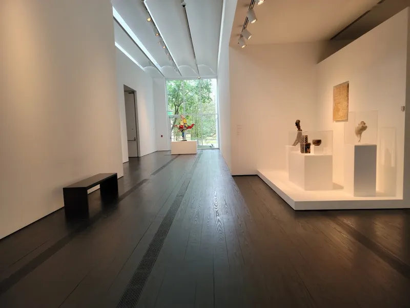 Art galleries The Menil Collection