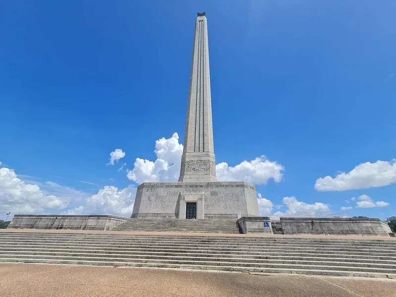 Historical sites San Jacinto Museum