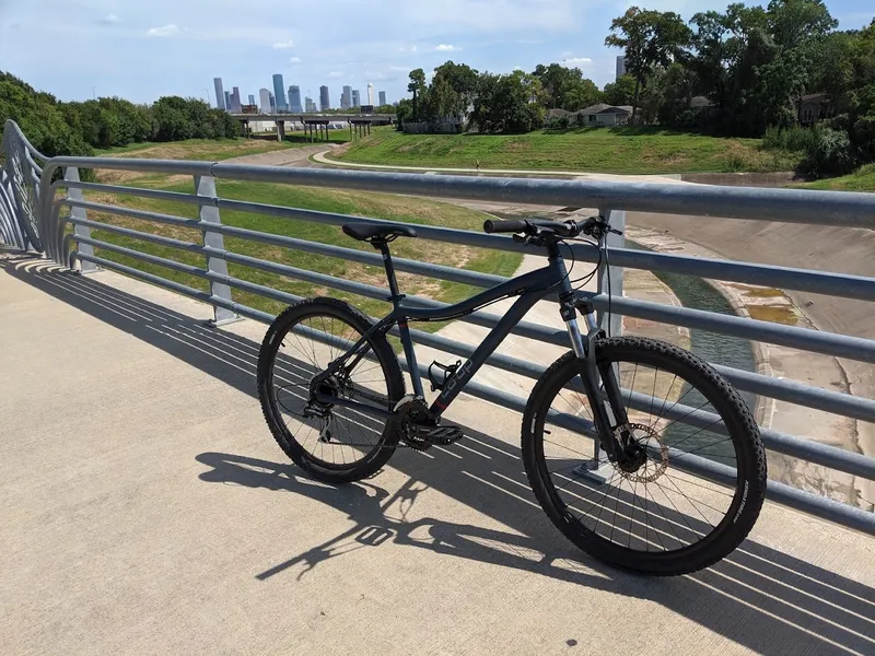 Kid-friendly bike trails White Oak Bayou Greenway Access