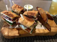 Top 17 garlic bread in Downtown Houston Houston