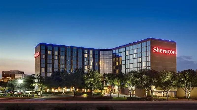 Hotels with shuttle Sheraton Houston Brookhollow Hotel