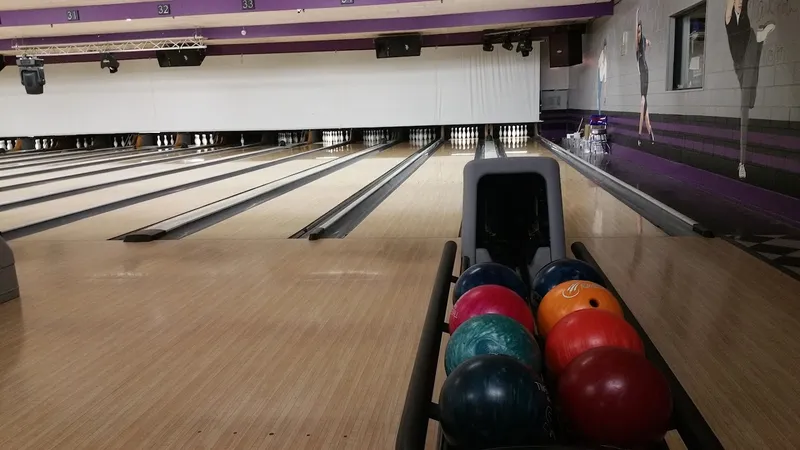 Bowling Diversey River Bowl