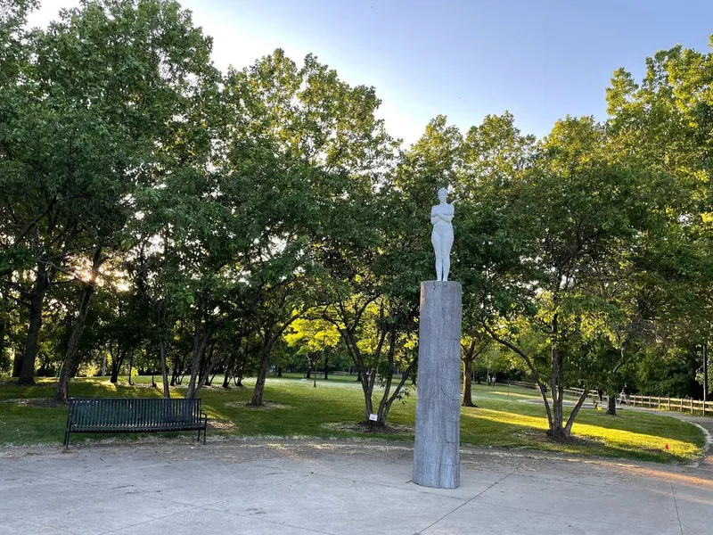 Kid-friendly bike trails River Trail Plaza