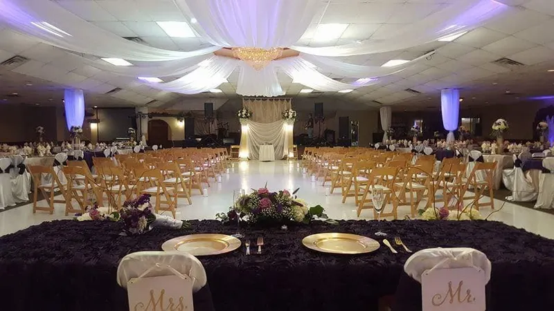 banquet halls La Gala Banquet Hall - Quinces, Weddings, Bodas, Events, Eventos, Parties y Fiestas