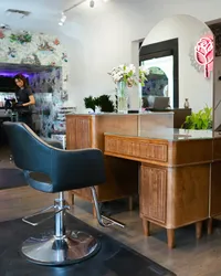 Best of 20 hair salons in Montrose Houston