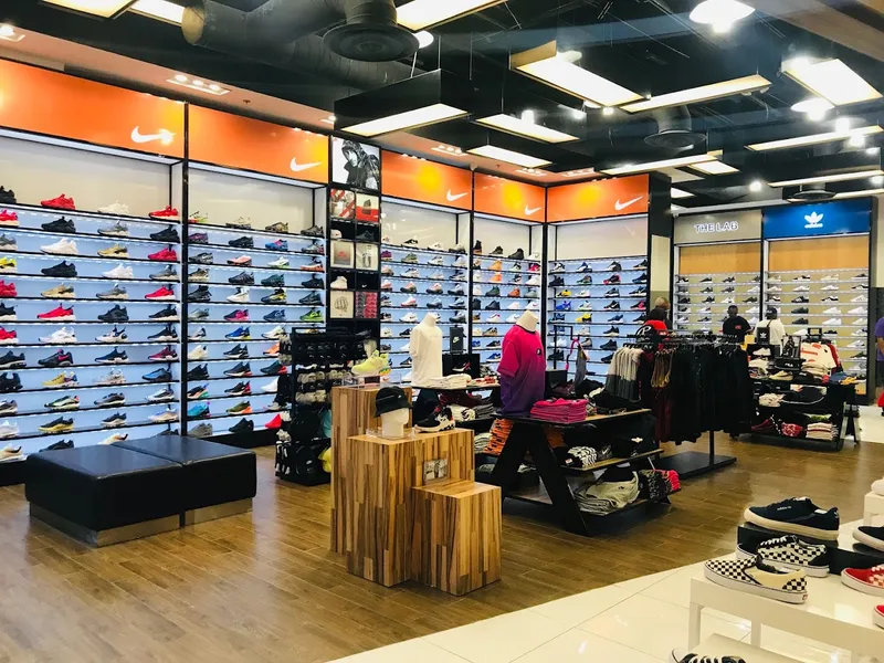 womens shoe stores Shoe Palace