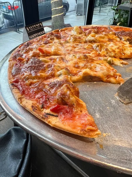 pizza places Salerno's On Tap | Pizzeria & Sports Bar