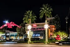 Top 18 late night restaurants in Afton Oaks Houston