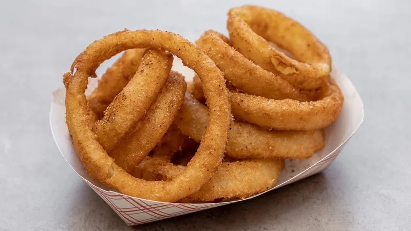 milkshakes SALT burgers + fries