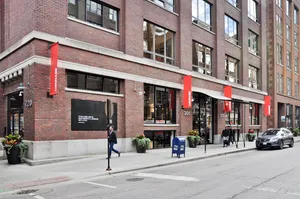 Top 12 furniture stores in River North Chicago