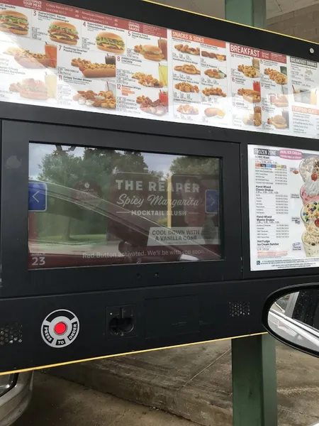 late night restaurants Sonic Drive-In