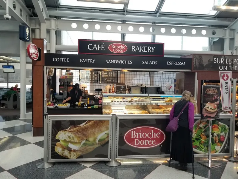 chicken sandwiches Brioche Doree in O'Hare