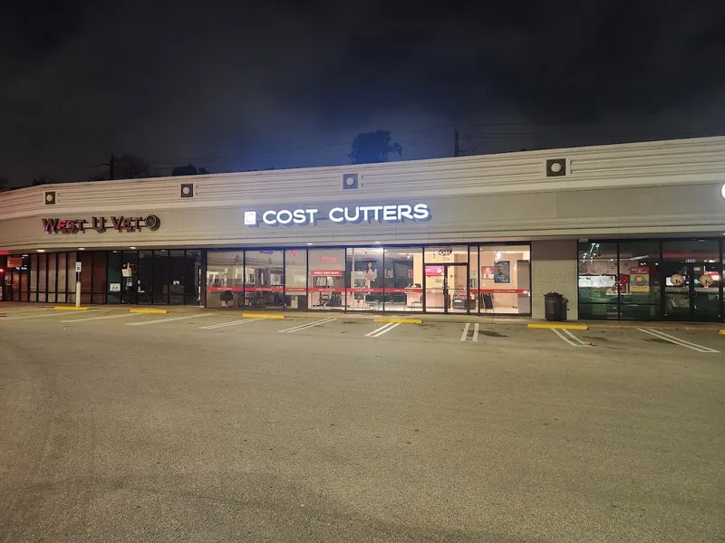 hair salons Cost Cutters Family Salon (Weslayan Plaza) in Greenway