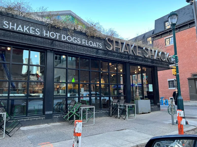 restaurants Shake Shack University City