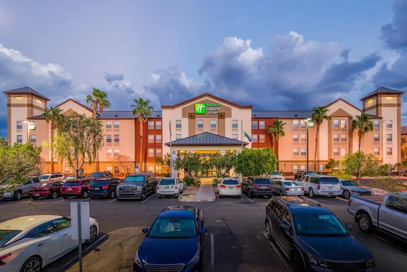 hotels Holiday Inn Express & Suites Phoenix Airport, an IHG Hotel