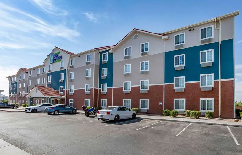 hotels Extended Stay America Select Suites - Phoenix - North in North Mountain Village