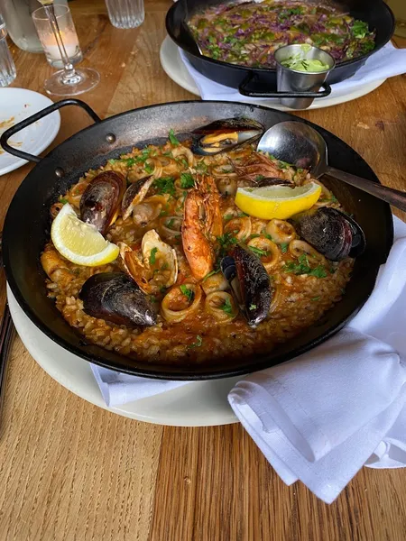 Paella Barcelona Wine Bar