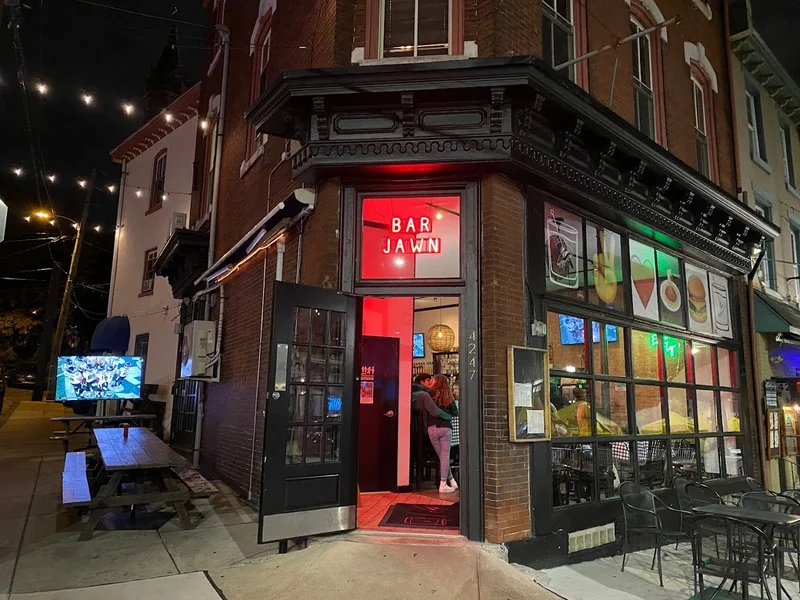 Best of 12 bars in Manayunk Philadelphia