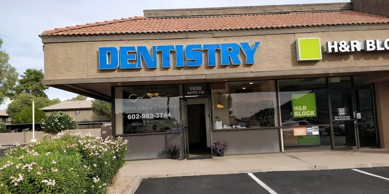 dental clinics Moon Valley Dentistry