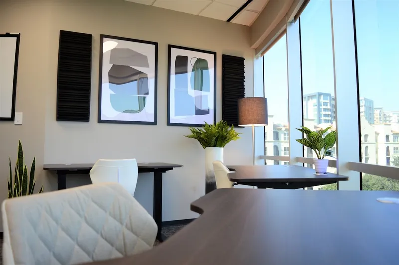 co-working spaces Lucid Private Offices Uptown Dallas - Cole Avenue