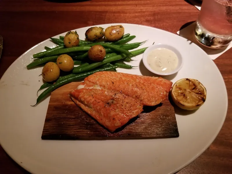 Salmon restaurants Seasons 52