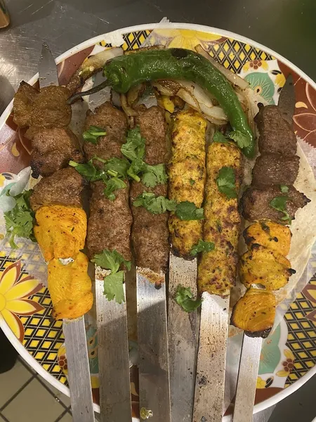 persian restaurants Villekebabs & platters